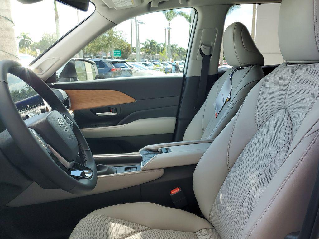 new 2026 Toyota Grand Highlander car, priced at $55,758