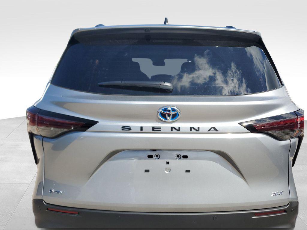 new 2025 Toyota Sienna car, priced at $47,865