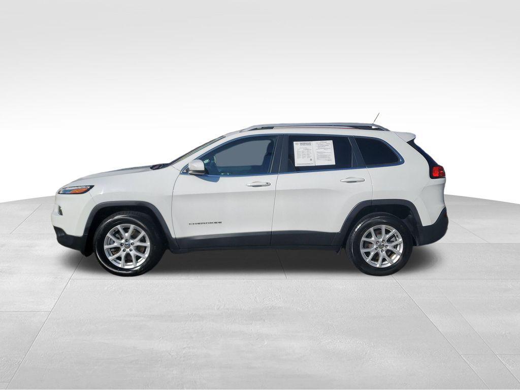 used 2018 Jeep Cherokee car, priced at $12,556