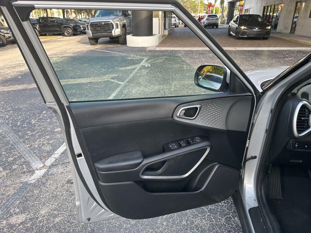 used 2021 Kia Soul car, priced at $12,586