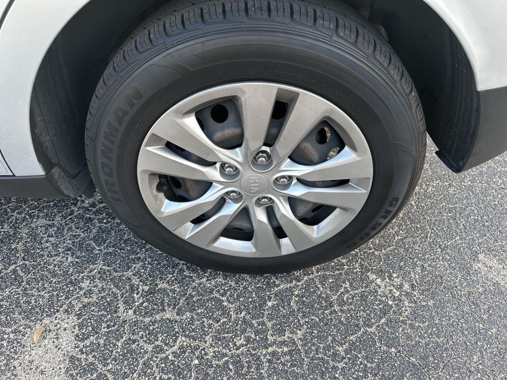 used 2021 Kia Soul car, priced at $12,586