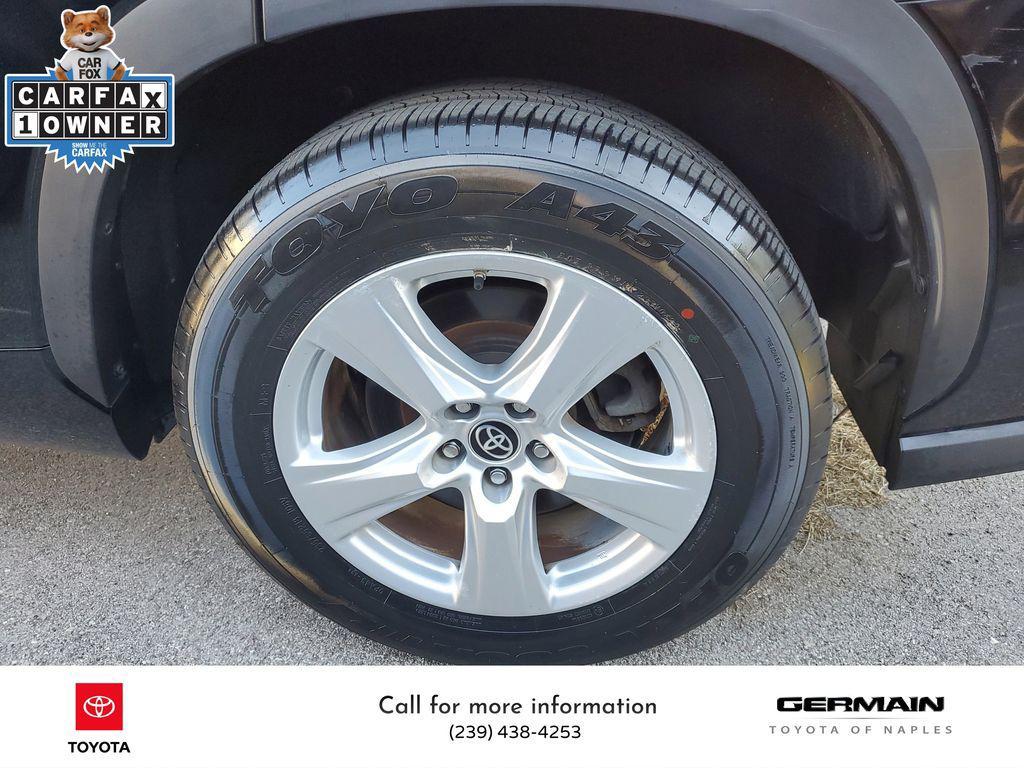 used 2023 Toyota Highlander car, priced at $29,552