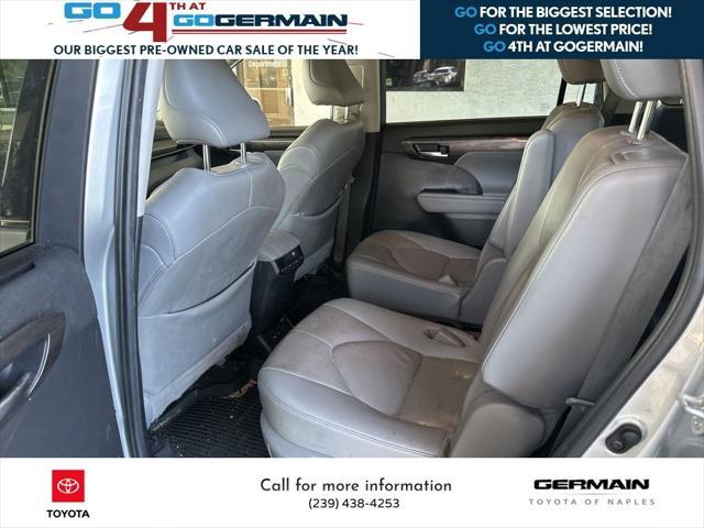 used 2020 Toyota Highlander car, priced at $27,693