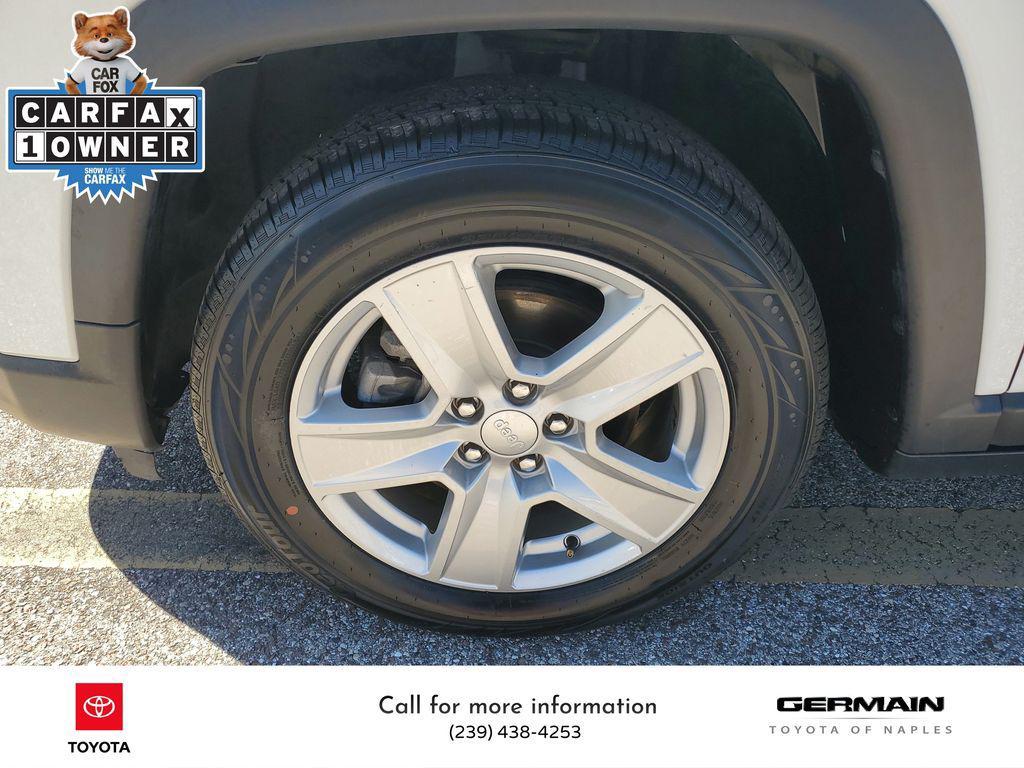 used 2022 Jeep Compass car, priced at $18,663