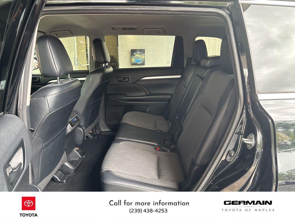 used 2018 Toyota Highlander car, priced at $24,552