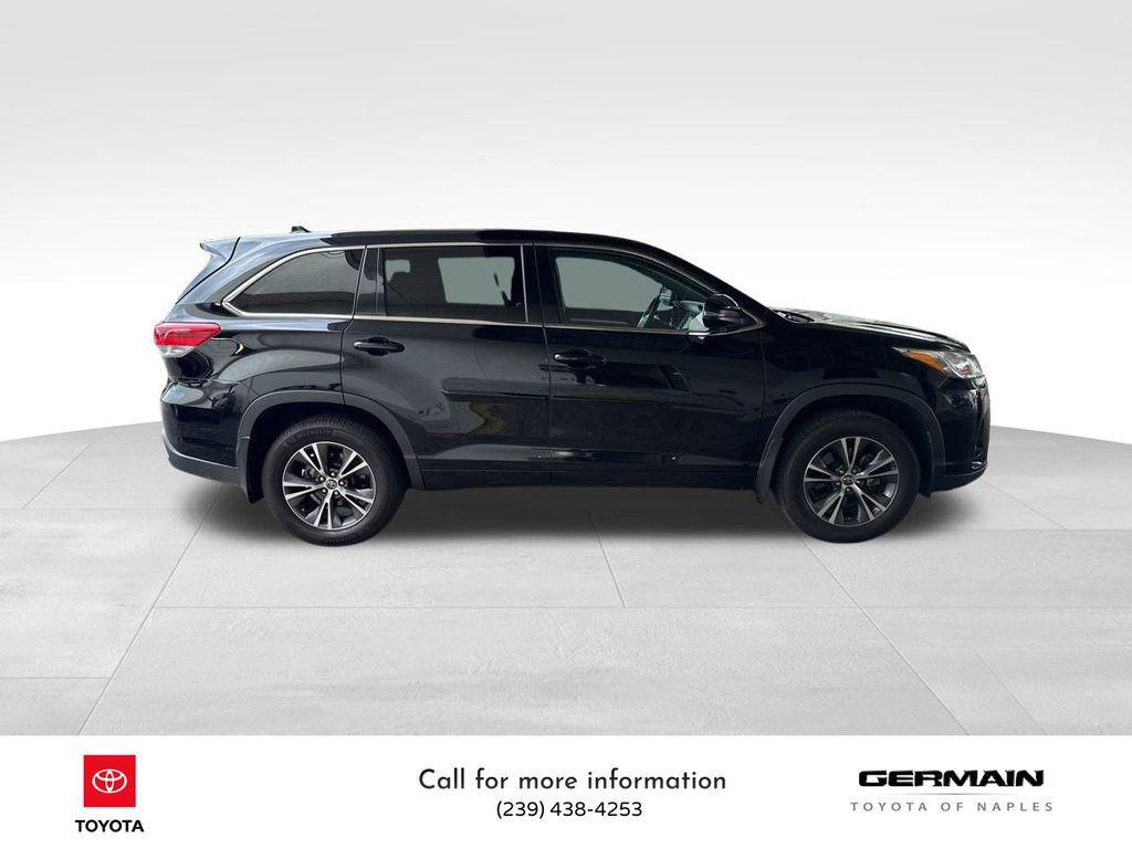 used 2018 Toyota Highlander car, priced at $24,552