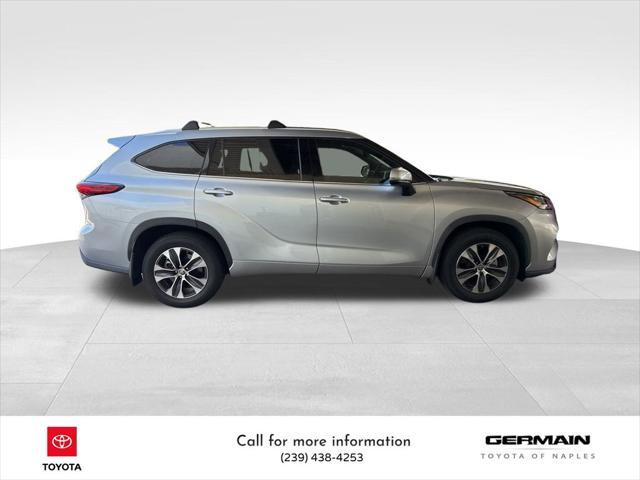 used 2020 Toyota Highlander car, priced at $29,986