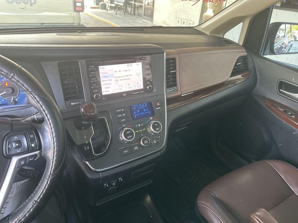 used 2019 Toyota Sienna car, priced at $30,986