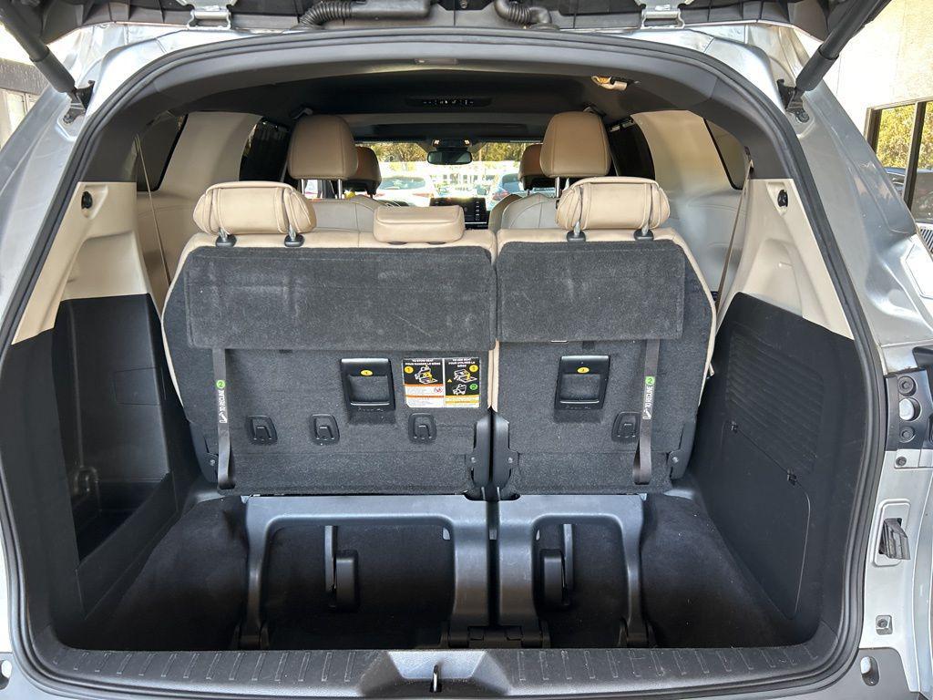 used 2022 Toyota Sienna car, priced at $33,986