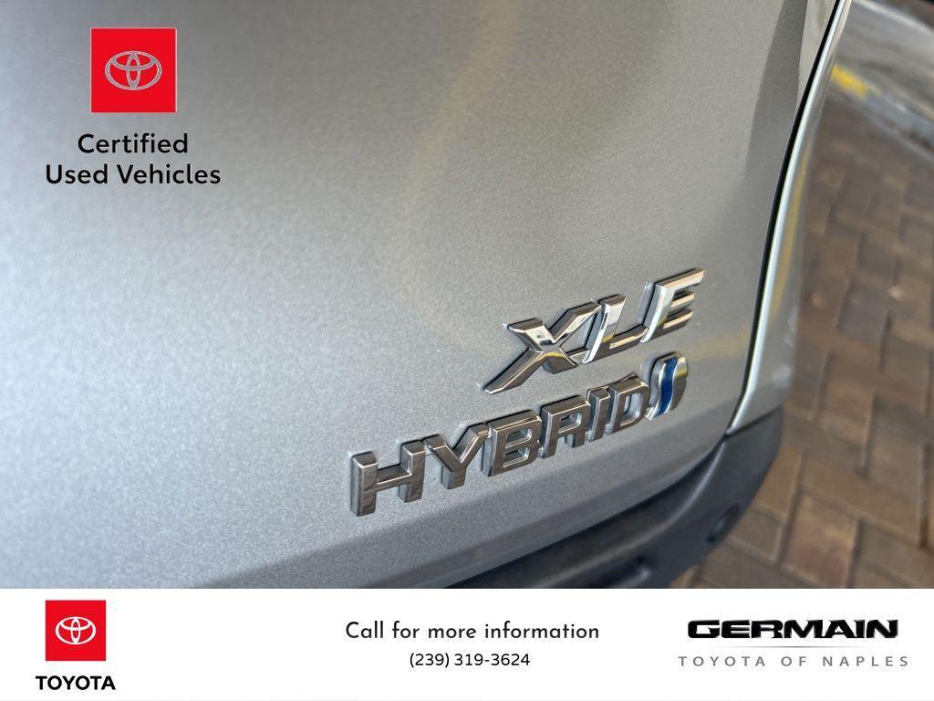 used 2022 Toyota Sienna car, priced at $33,986