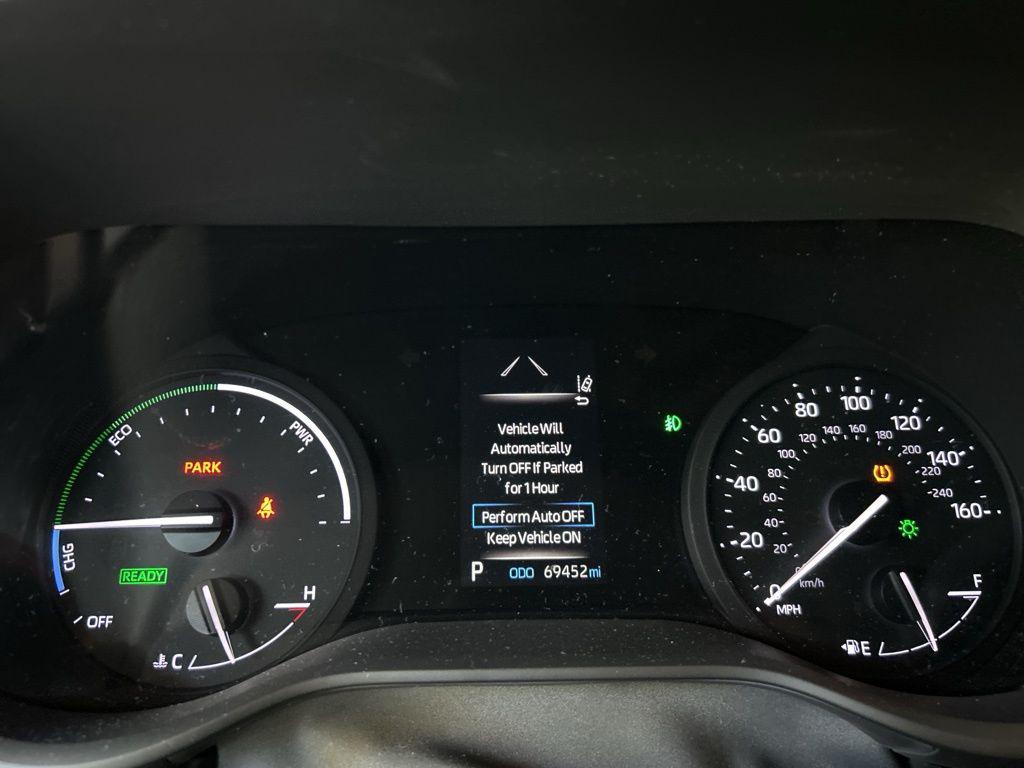 used 2022 Toyota Sienna car, priced at $33,986