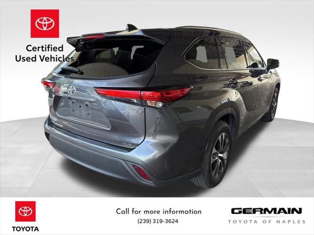 used 2021 Toyota Highlander car, priced at $30,000