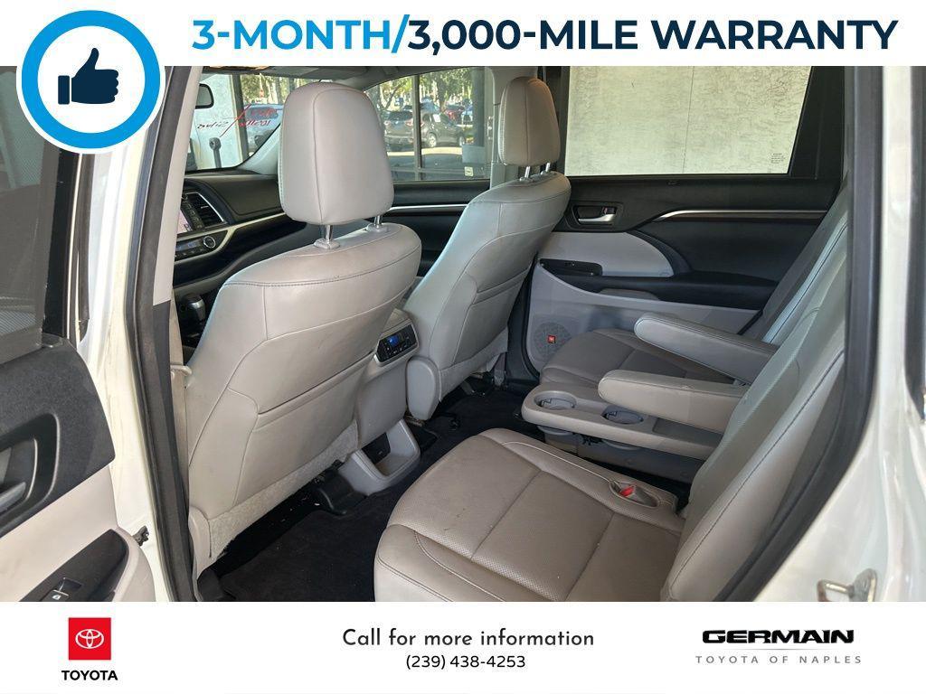 used 2014 Toyota Highlander car, priced at $16,650