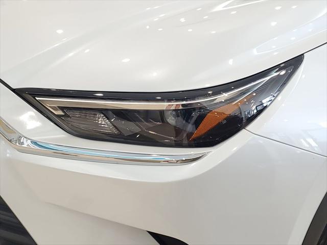 new 2025 Toyota Highlander car, priced at $45,548