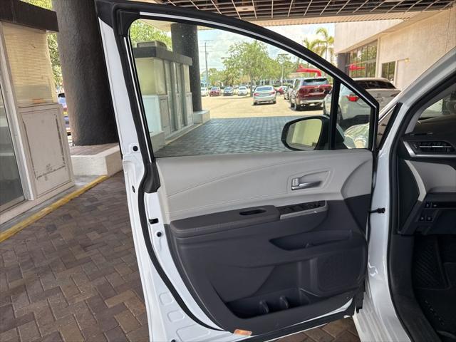 used 2024 Toyota Sienna car, priced at $47,986