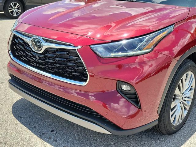 used 2023 Toyota Highlander car, priced at $39,496