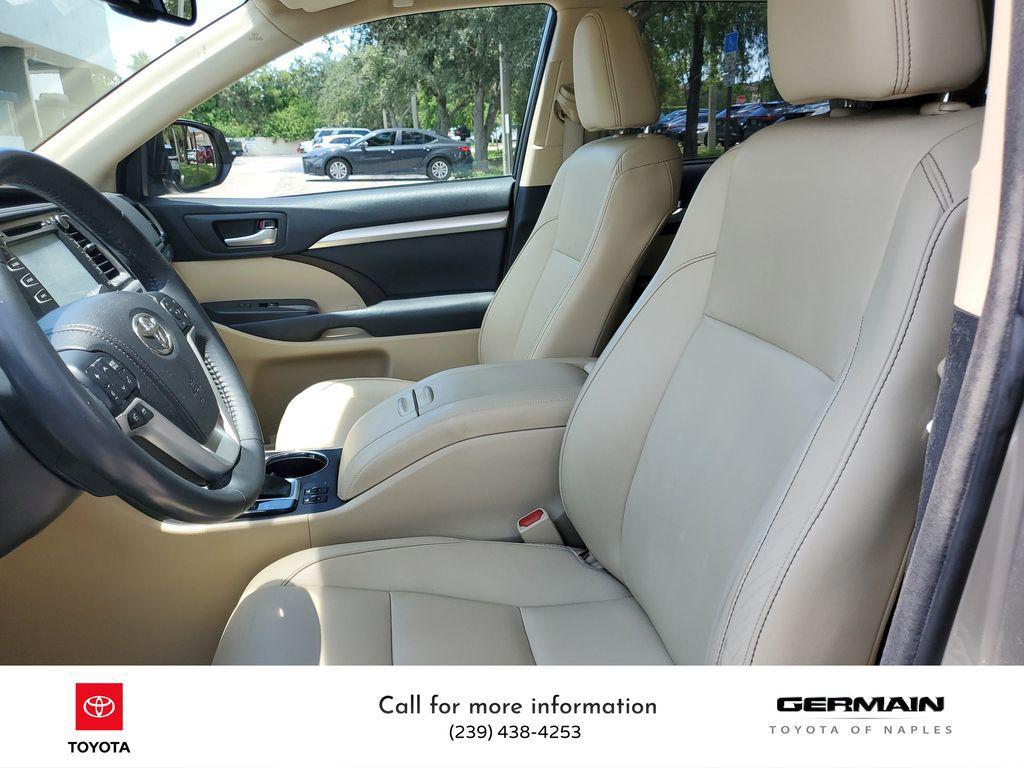 used 2014 Toyota Highlander car, priced at $18,553