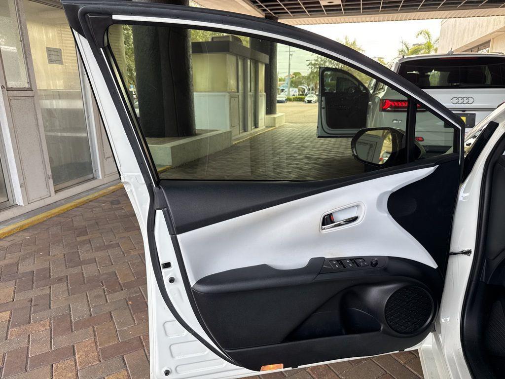 used 2018 Toyota Prius car, priced at $19,886