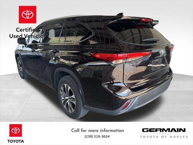 used 2022 Toyota Highlander car, priced at $34,586