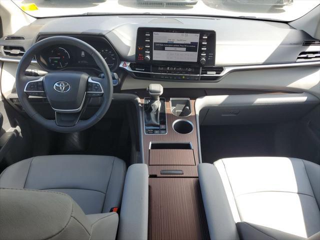 used 2024 Toyota Sienna car, priced at $43,773