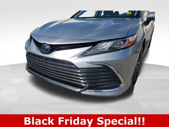 used 2021 Toyota Camry Hybrid car, priced at $28,588