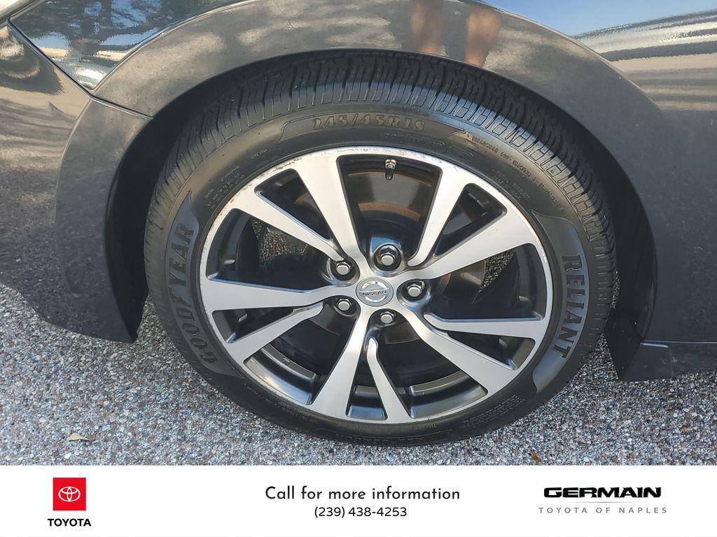 used 2016 Nissan Maxima car, priced at $13,850