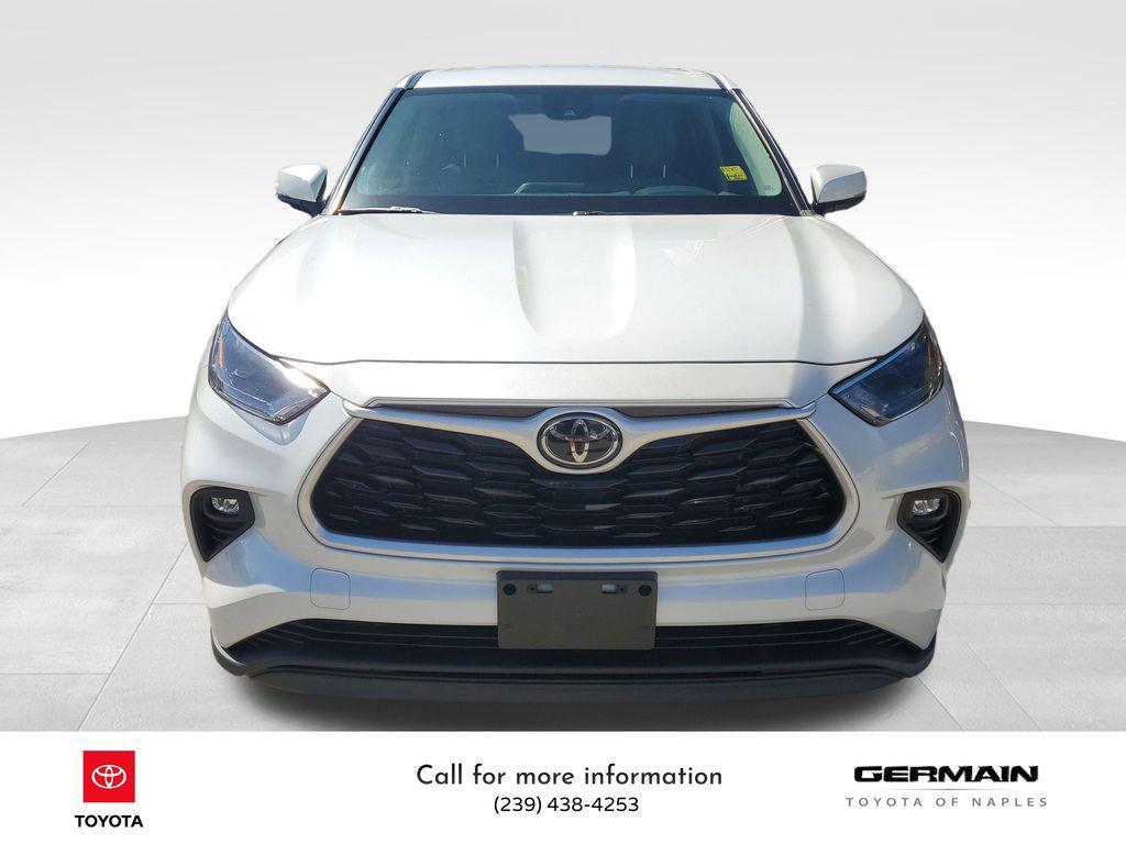 used 2022 Toyota Highlander car, priced at $23,774