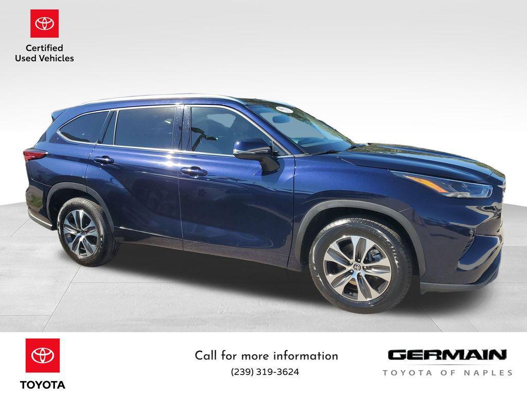 used 2021 Toyota Highlander car, priced at $26,772