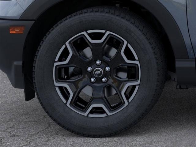 new 2025 Ford Bronco Sport car, priced at $38,035