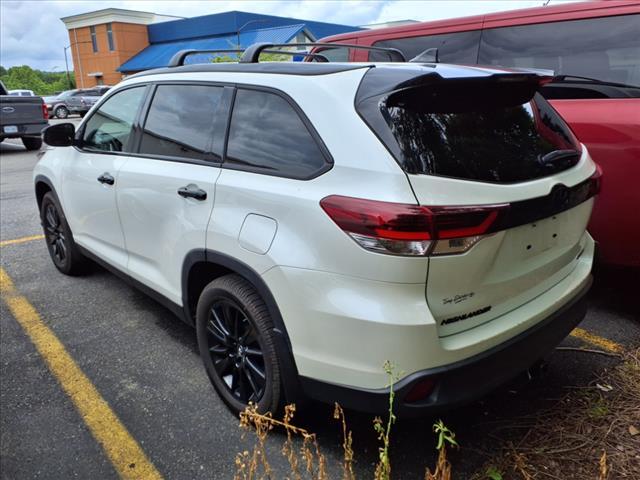 used 2019 Toyota Highlander car, priced at $24,400