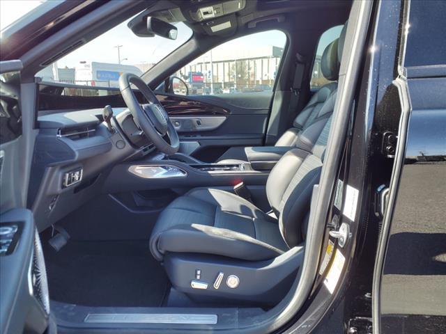 new 2025 Lincoln Nautilus car, priced at $72,160