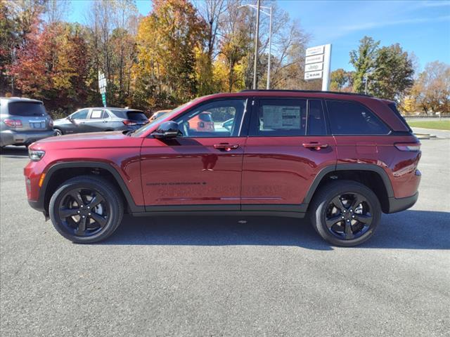 new 2024 Jeep Grand Cherokee car, priced at $49,175