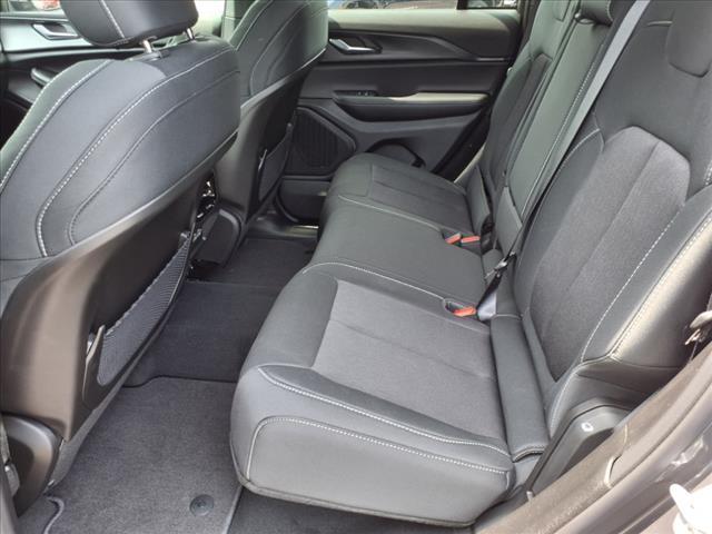 new 2025 Jeep Grand Cherokee car, priced at $44,170