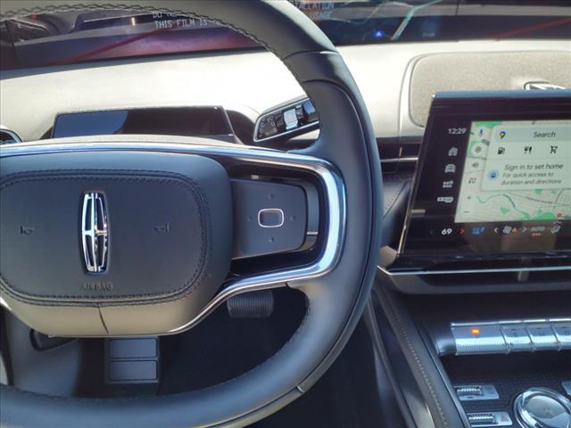 new 2025 Lincoln Nautilus car, priced at $73,305