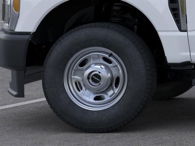 new 2025 Ford F-250 car, priced at $55,045