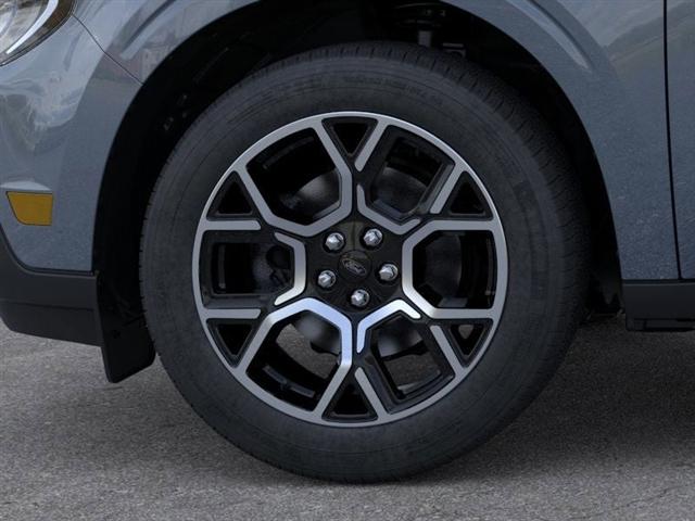 new 2025 Ford Maverick car, priced at $39,985