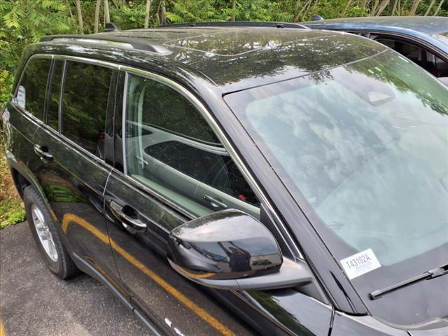 used 2023 Jeep Grand Cherokee car, priced at $29,000