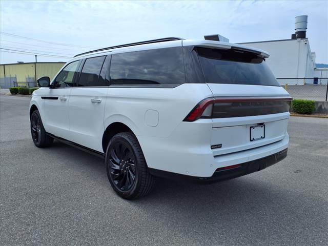 new 2025 Lincoln Navigator L car, priced at $112,295