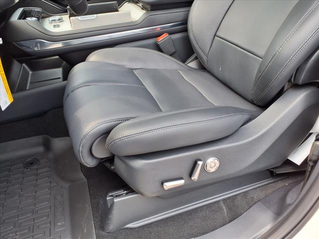 new 2025 Lincoln Navigator L car, priced at $112,295