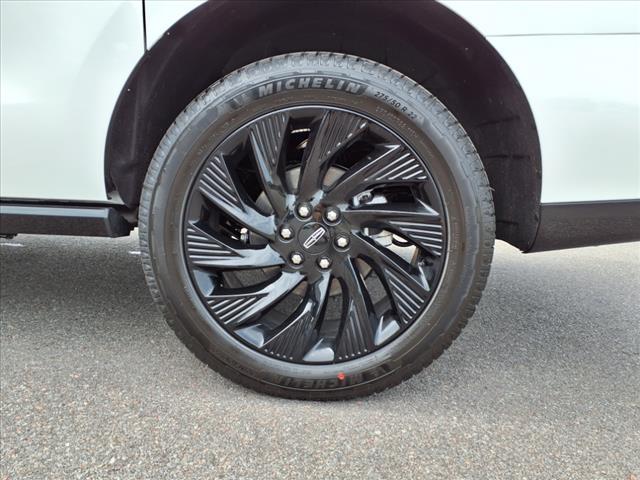 new 2025 Lincoln Navigator L car, priced at $112,295