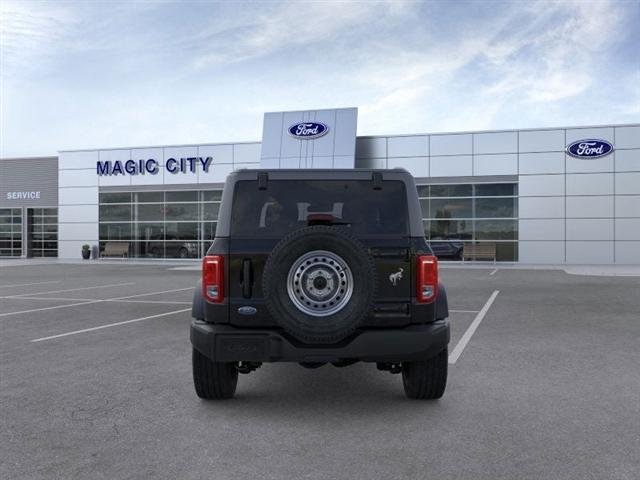 new 2025 Ford Bronco car, priced at $41,945
