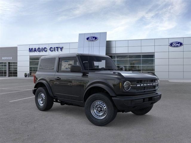 new 2025 Ford Bronco car, priced at $41,945