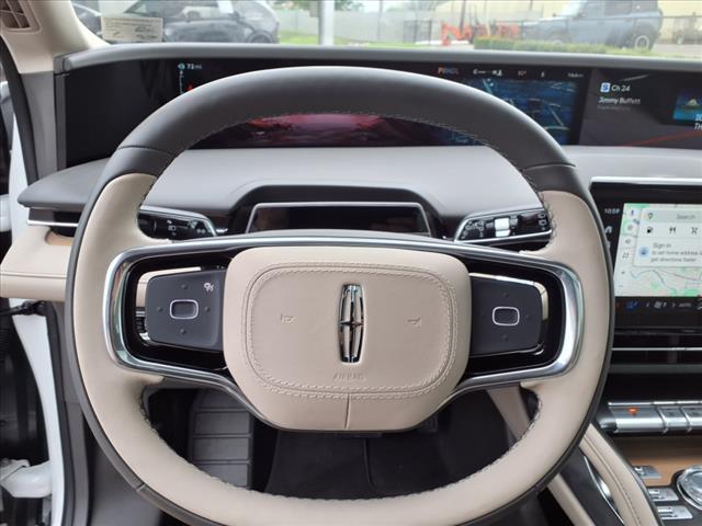 new 2025 Lincoln Nautilus car, priced at $70,910