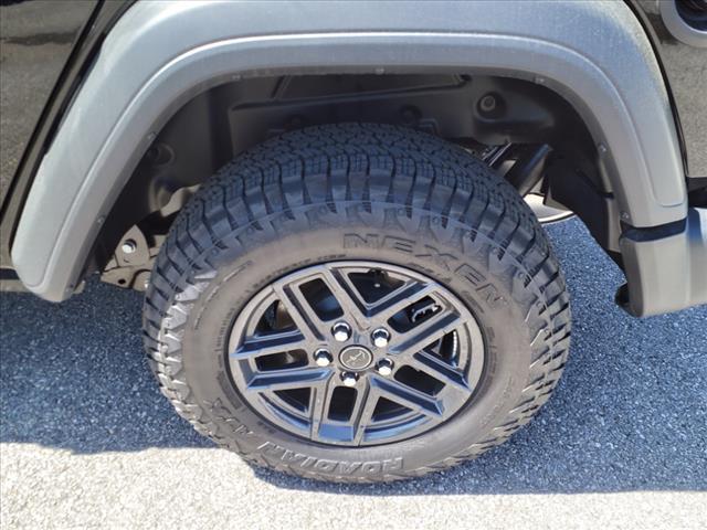new 2025 Jeep Wrangler car, priced at $51,940