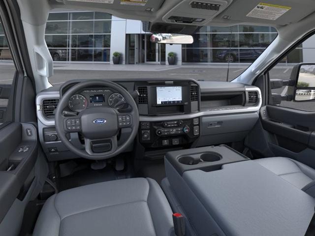 new 2025 Ford F-350 car, priced at $53,956