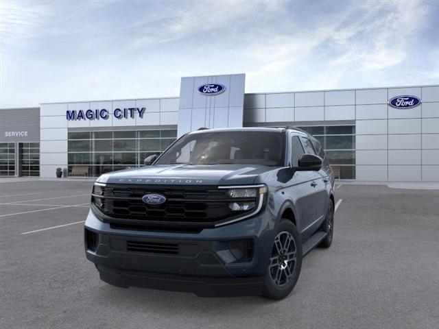 new 2025 Ford Expedition car, priced at $73,040