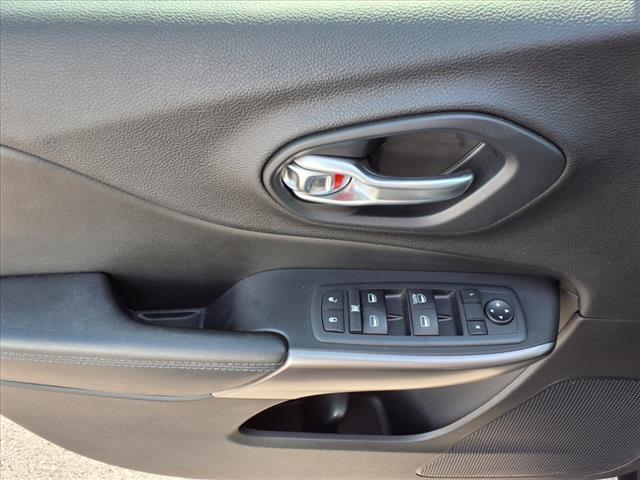 used 2019 Jeep Cherokee car, priced at $15,500