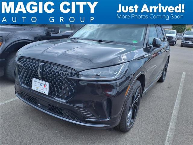 new 2025 Lincoln Aviator car, priced at $81,185
