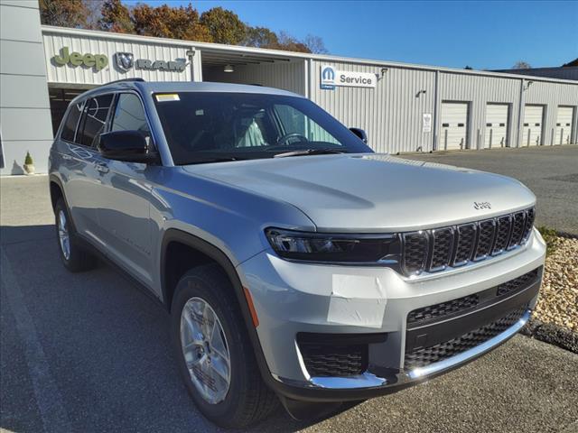 new 2025 Jeep Grand Cherokee L car, priced at $43,925