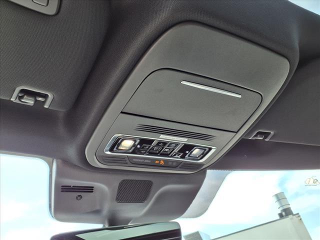 new 2025 Lincoln Navigator car, priced at $108,605
